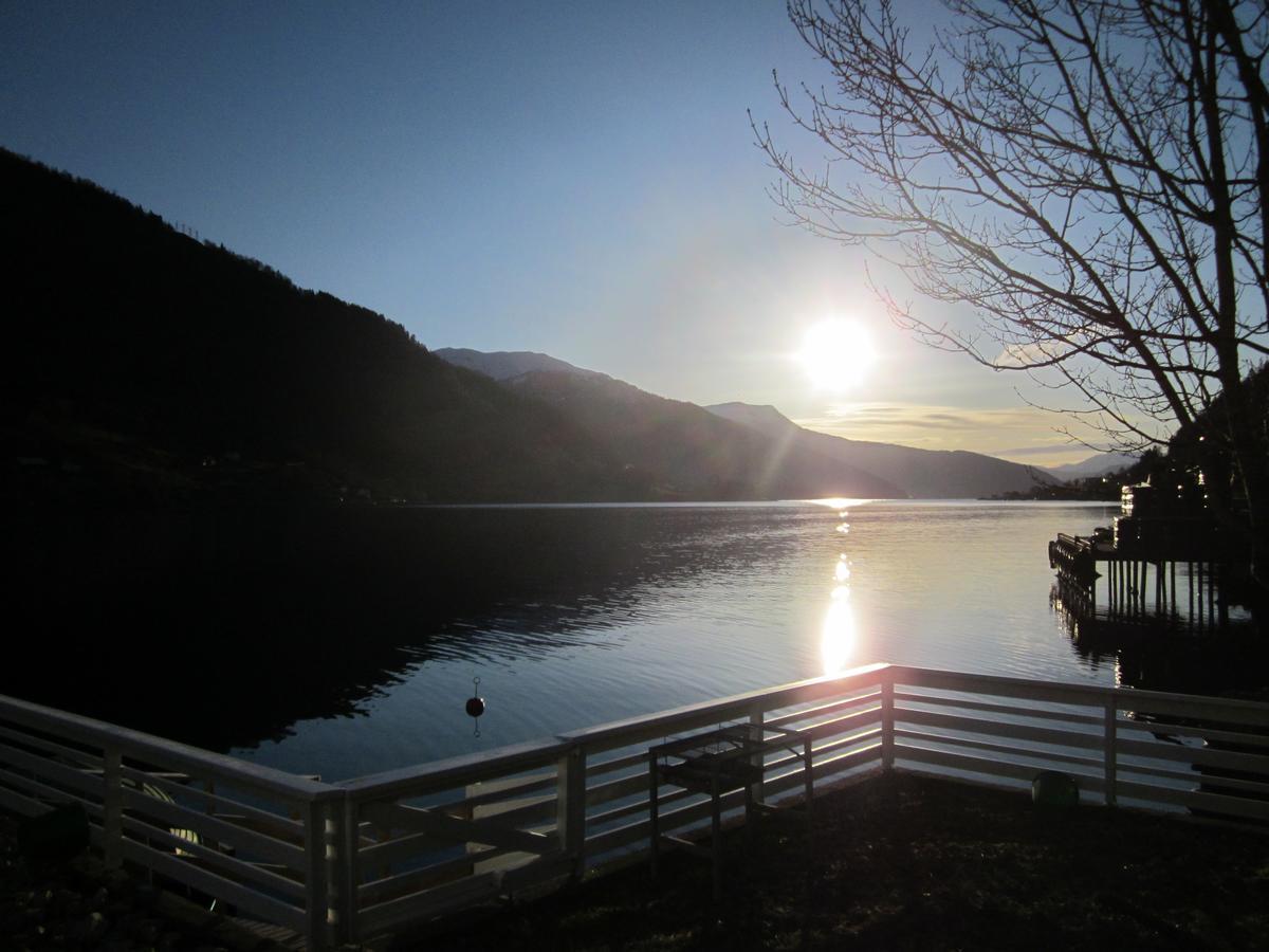 Der Fjordtraum In Balestrand Direkt Am Wasser Exterior foto